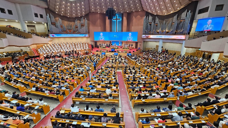 6.25 한국전쟁 74주년 한국교회 기념예배 (1).jpg