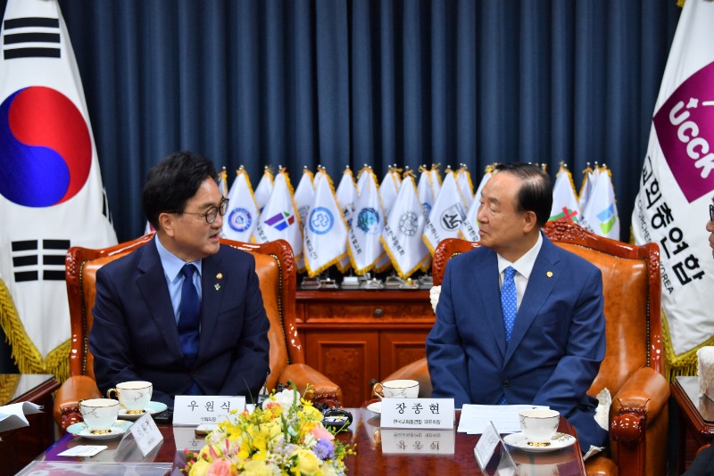 우원식 국회의장 한교총 내방 (2).JPG