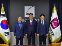 더불어민주당 중앙선거대책위원회 방문1.jpg