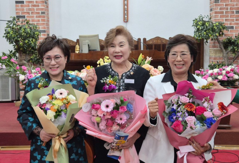 2027-8-2-23-11 (1).jpg