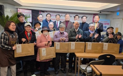 평단협 단체선물전달.jpg